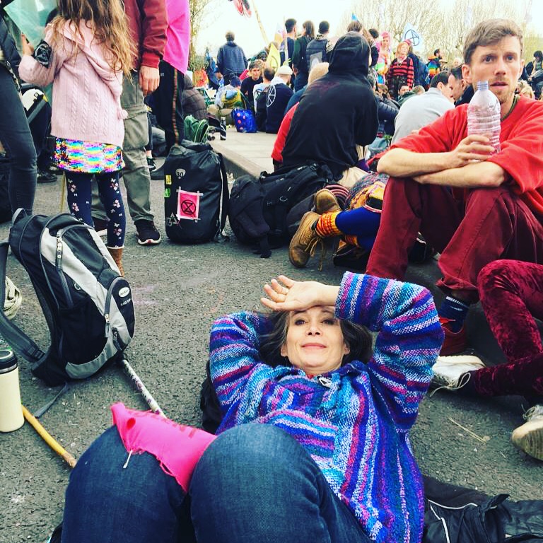 5B49863E-0447-4E1A-8BE2-2E3324D72C7D